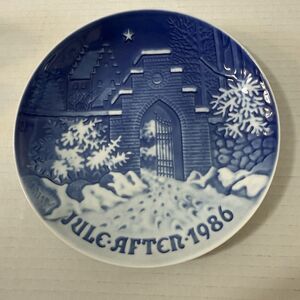 Bing and Grondahl 1987 Annual Christmas Collector Plate Silent Night Holy Night